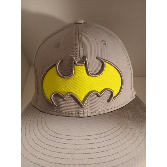 DC Comics Batman Neon Yellow One Size Fits Most Hat Gray Embroidered H3 - Picture 6 of 9